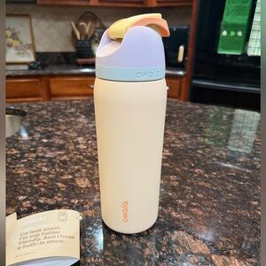 Owala 32oz FreeSip Stainless Steel Water Bottle